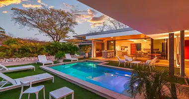 Дом 8 спален в Veintisiete de Abril, Коста-Рика