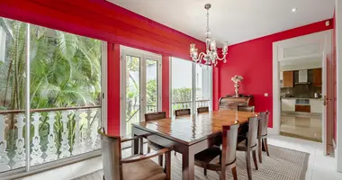 Maison 3 chambres dans Funchal, Portugal