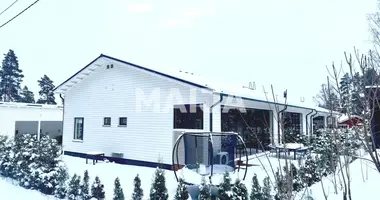 3 bedroom house in Helsinki sub-region, Finland