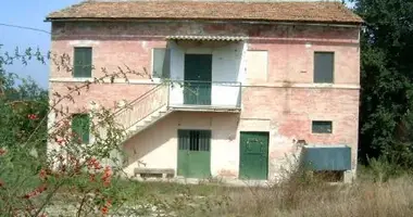 Casa 9 habitaciones en Terni, Italia