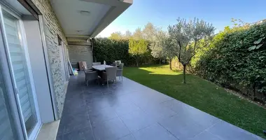 Villa en Lunder, Albania
