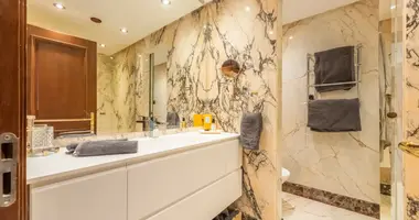 Penthouse 3 bedrooms in Resinera Voladilla, Spain