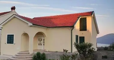 Дом 3 спальни в Херцег-Нови, Черногория