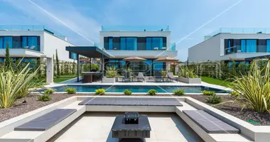 5 room house in Kukci, Croatia
