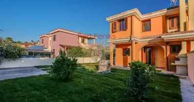Villa 4 habitaciones en Cagliari, Italia