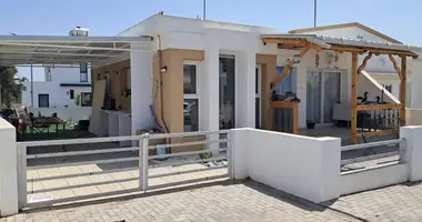 Bungalow 2 chambres dans Stylloi, Chypre du Nord