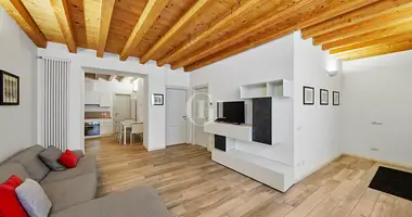 Apartamento 3 habitaciones en Toscolano Maderno, Italia