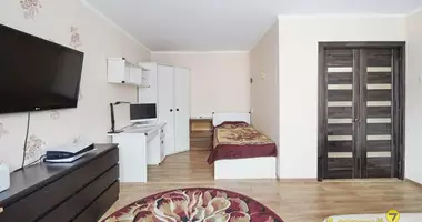 1 room apartment in Zhdanovichi, Belarus