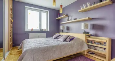 Wohnung 3 zimmer in Warschau, Polen