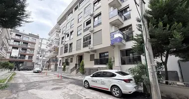 1 bedroom apartment in Karsiyaka, Turkey