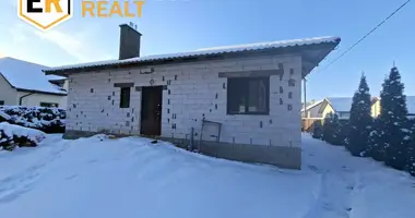 Casa en Carnaucycki sielski Saviet, Belarús