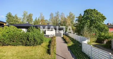 Haus 4 zimmer in Verwaltungsgemeinschaft Helsinki, Finnland