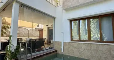 4 bedroom house in Dos Hermanas, Spain