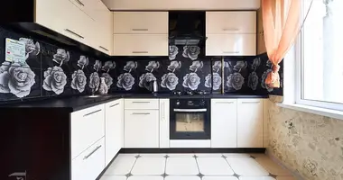 Wohnung 3 zimmer in Minsk, Belarus