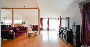 Wohnung 5 zimmer in Riga, Lettland