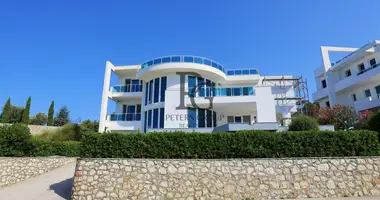 Вилла 5 комнат в Добра Вода, Черногория