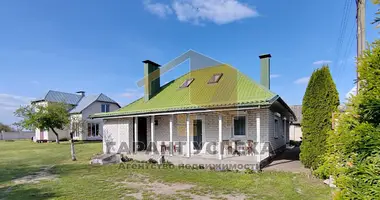 Haus in Kamianica Zyravieckaja, Belarus