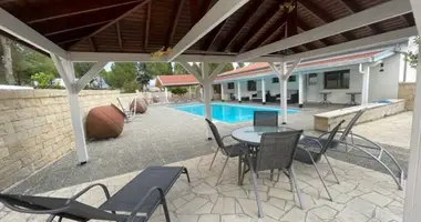 Mieszkanie 3 pokoi w Silikou, Cypr