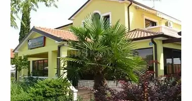 Villa 11 chambres dans Umag, Croatie