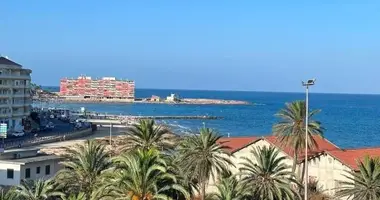 2 bedroom apartment in Torrevieja, Spain