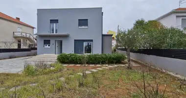 Maison 4 chambres dans Opcina Dezanovac, Croatie