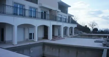 Nieruchomości inwestycyjne 1 400 m² w Radenovici, Czarnogóra