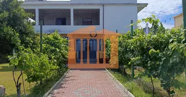 Casa 8 habitaciones en Bashkia Durres, Albania