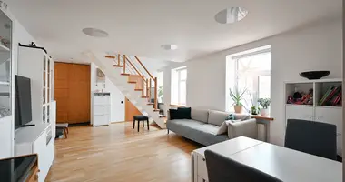 Mieszkanie 3 pokoi w Ryga, Łotwa