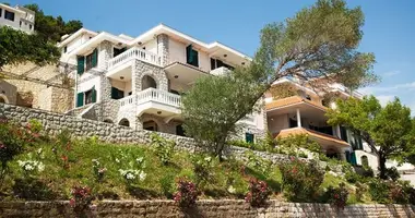 Villa 4 chambres dans Kostanjica, Monténégro