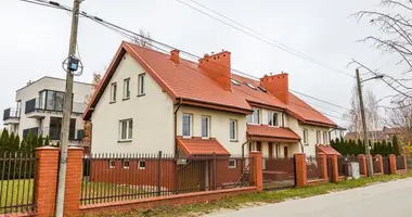 Dom w Warszawa, Polska