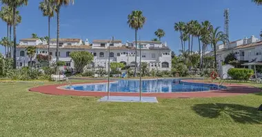 Haus 2 Schlafzimmer in Estepona, Spanien