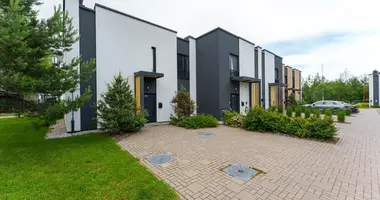 Casa en Kalodziscanski sielski Saviet, Belarús