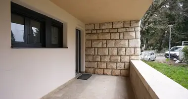 Office 952 m² in Montenegro