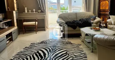 Wohnung 3 zimmer in Becici, Montenegro