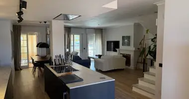 3 bedroom apartment in Dos Hermanas, Spain