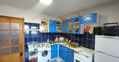 Квартира 3 комнаты в Мухавецкий сельский Совет, Беларусь