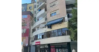 3 bedroom apartment in Tirana Municipality, Albania