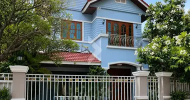 Villa 3 zimmer in Sangkat Phsar Daeum Thkov, Kambodscha