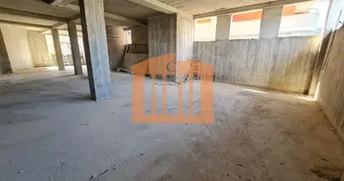 Fabrication 254 m² dans Bashkia Durres, Albanie