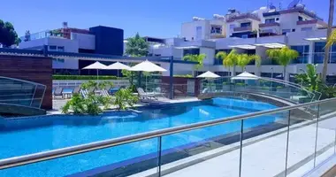 Duplex 4 chambres dans Germasogeia, Chypre