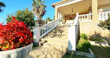 Villa en Lloret de Mar, Španjolska