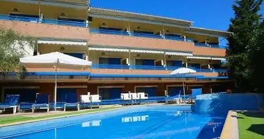 Hotel 625 m² en Pefkochori, Grecia