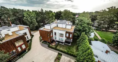 Apartamento 4 habitaciones en Jurmala, Letonia