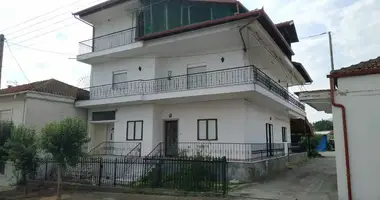 Квартира 3 спальни в Vrondou, Греция