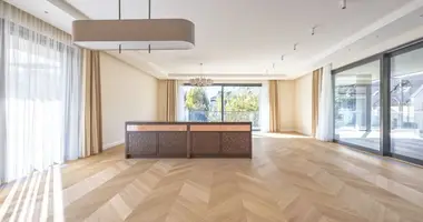 Appartement 5 chambres dans Varsovie, Pologne