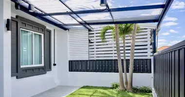 Casa 3 habitaciones en Pattaya City, Tailandia