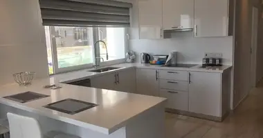 Wohnung 3 Schlafzimmer in Koinoteta Parekklesias, Zypern
