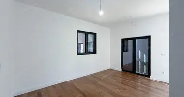 Wohnung 2 Schlafzimmer in Tivat, Montenegro