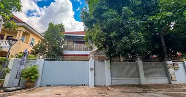 4-Zimmer-Villa in Sangkat Phsar Daeum Thkov, Kambodscha