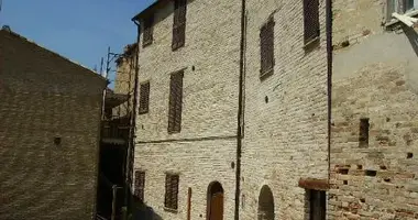 Appartement 4 chambres dans Montottone, Italie